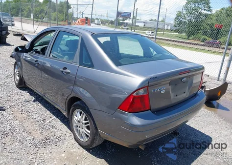 2007 Ford Focus S/Se/Ses из США, поврежденный, VIN 1FAHP34N77W184985